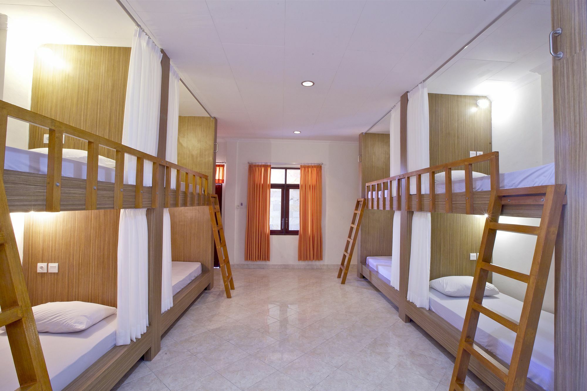 Kuta Dormitory At Simpang Inn Dış mekan fotoğraf