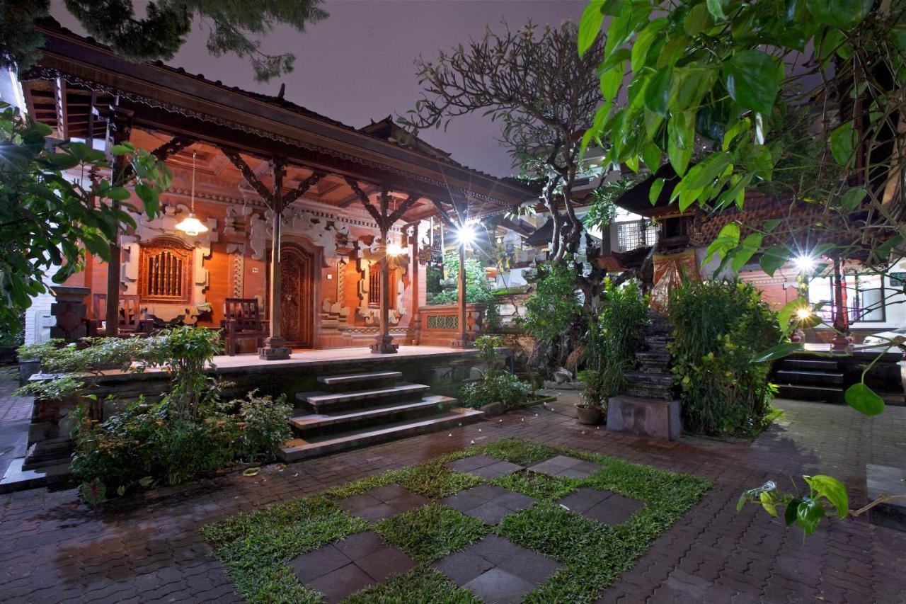 Kuta Dormitory At Simpang Inn Dış mekan fotoğraf